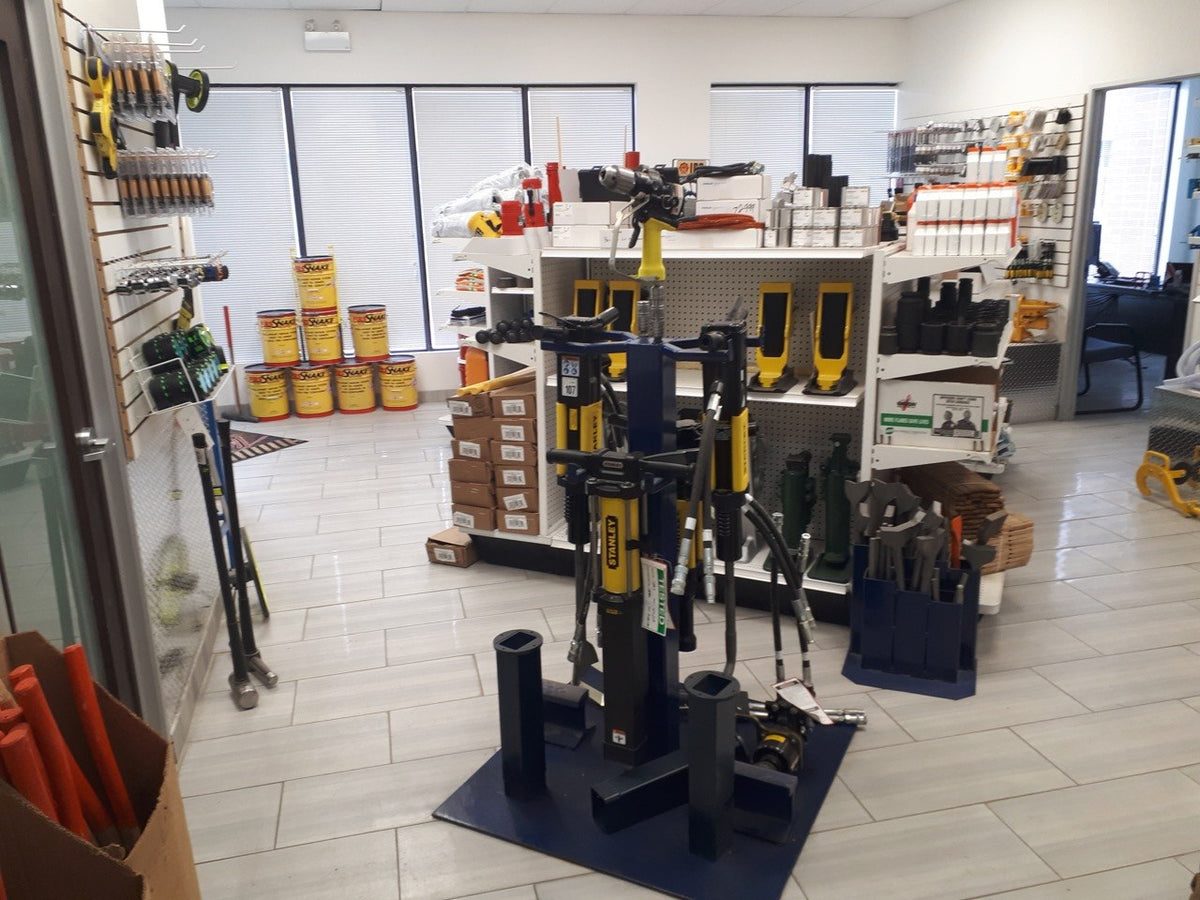 Backtrack Toronto showroom in Concord